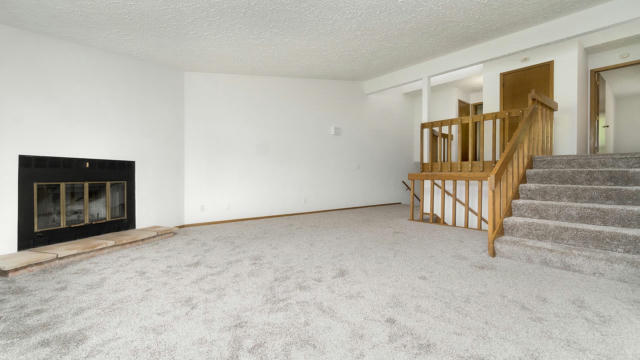 4649 HIGH POINT DR APT 25, ROCKFORD, IL 61114, photo 5 of 27