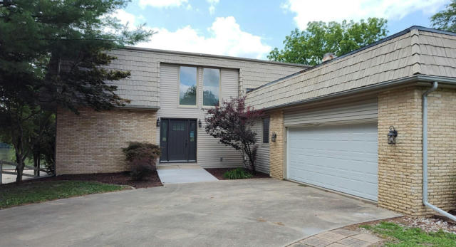 32 SHOREWOOD DR, MACOMB, IL 61455 - Image 1