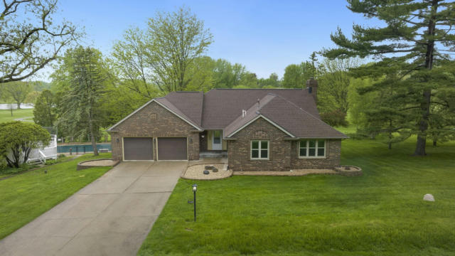 12418 N GATE CT, ROSCOE, IL 61073, photo 3 of 57