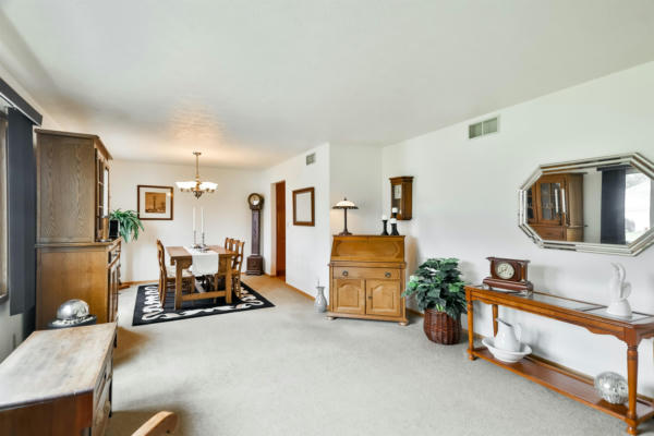 7347 SORGHUM LN, CHERRY VALLEY, IL 61016, photo 4 of 30